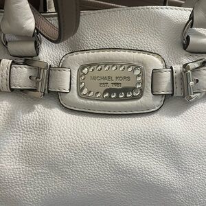 Micheal Kors White Pebbled Leather Tote with Bling